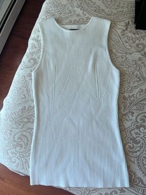 Sleeveless Ribbed Knit Tank Top - White